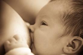 Anyatejes szoptatás világnapja augusztus 1.